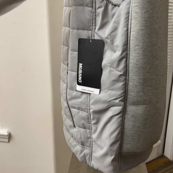 Murano Gray Front Zip Quilted Front Flannel Back Vest w/Navy Trim on Collar - Picture 7 of 13